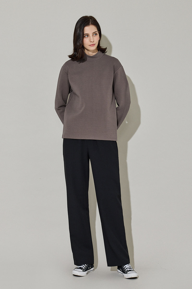 Women's Semi-Over Heavyweight Cotton Long Sleeve Mock Neck Top.