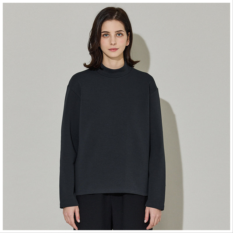 Women's Semi-Over Heavyweight Cotton Long Sleeve Mock Neck Top.